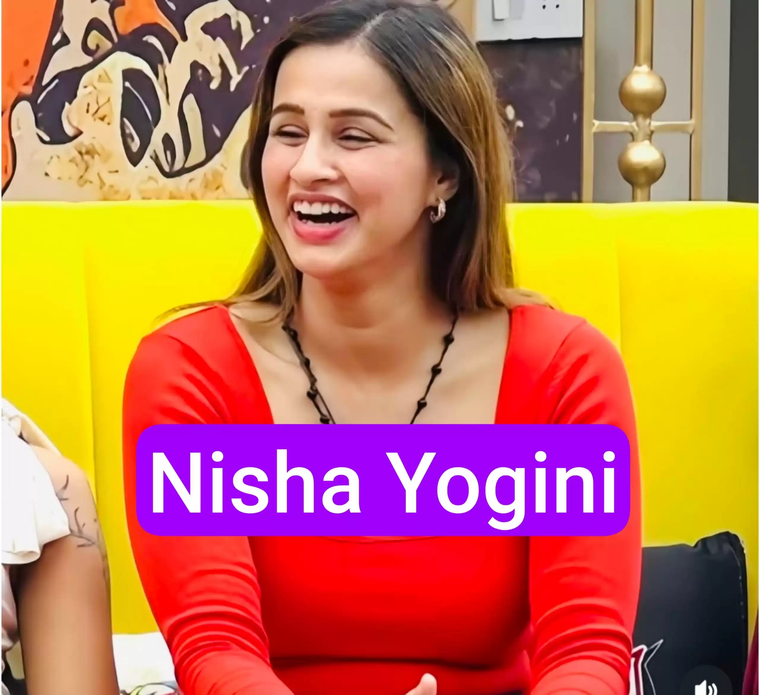 Nisha Yogini XXX NUDE Instagram Influencer Paid App VIDEO Spreading her Ass