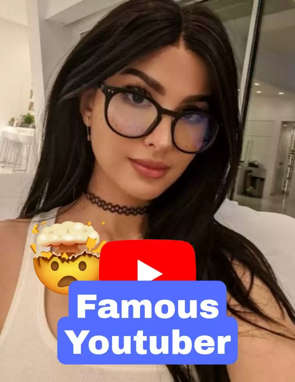 Famous Youtuber Nude 10Min+ VIDEO Showing her Boobs Stripping Full NUDE with Full Face & Drilling her Pussy with Toy