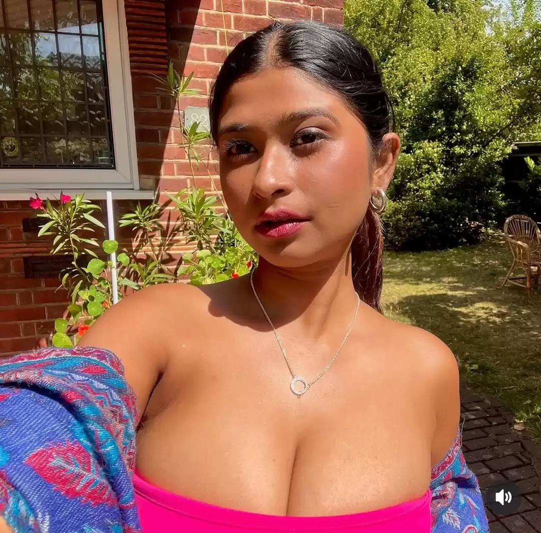 Sazie Rehman Viral Nude Videos Full NUDE Pussy Reveal Boobs Pressing with Full Face 4 VIDEO’S MERGED