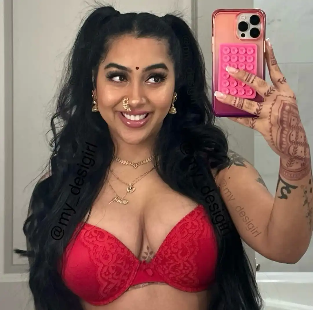 Famous Indian NRI Influencer My_DesiGirl Aka VISHAKHA Total 2 VIDEO’S Full Frontal NUDE Boobs Pressing Pussy Closeup Masterbation & Giving Blowjob with Full Face Clear Audio